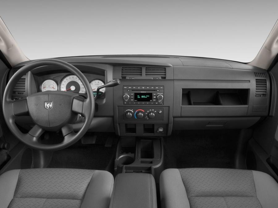  Dodge Dakota Extended Cab 2007 года  (фото 5 из 9)